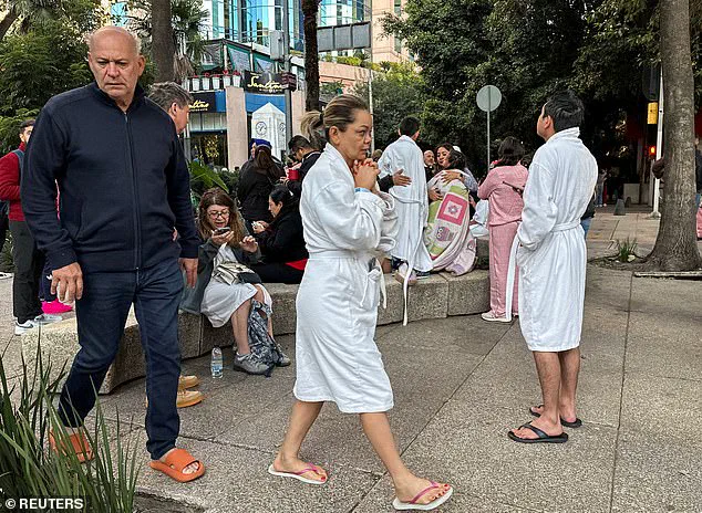 Urgent Update: Powerful 6.5 Magnitude Earthquake Shakes Mexico Near Acapulco, Disrupts President's Press Briefing