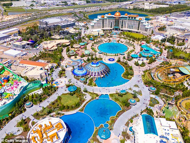 Universal Orlando Faces Lawsuit Over Rollercoaster Incident Involving 70-Year-Old Grandmother, Raising Questions About Safety Protocols