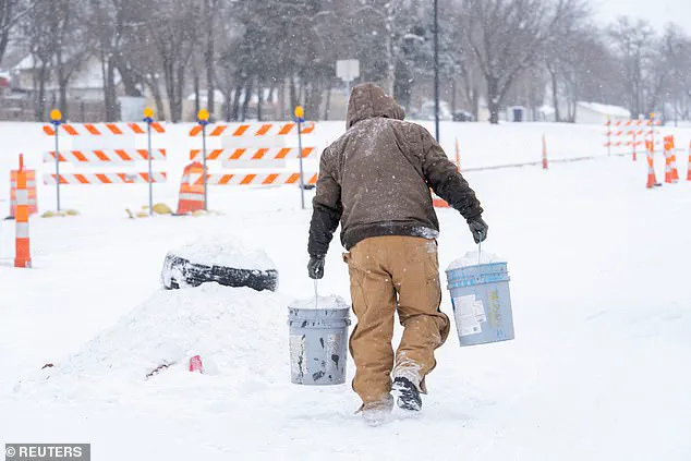 Winter Storm Fern Threatens to Paralyze Major U.S. Cities with 12-18 Inches of Snowfall