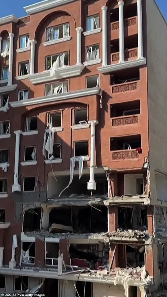 Explosions in Iran Kill at Least Five Near Strategic Strait of Hormuz as Protests Continue