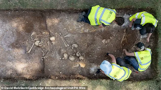 Viking-Era Burial Pit in Cambridge Reveals Decapitated Remains of 10 Individuals in Rare Gruesome Discovery