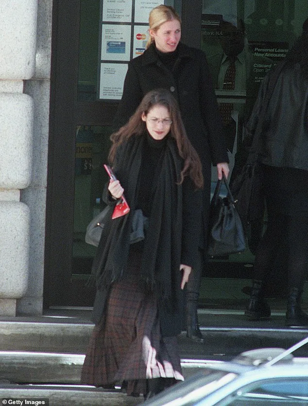 Lisa Bessette: Sole Survivor of 1999 Plane Crash Makes Rare Public Appearance After 28 Years