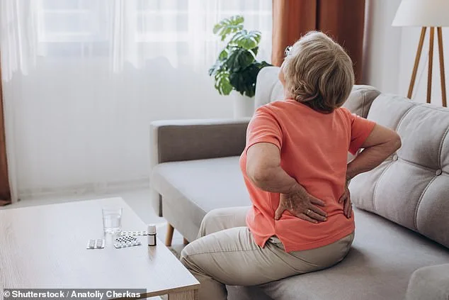 New Study Reveals Common Signs of Aging: Quiet Drinks, Fashion Apathy, and Chronic Aches, According to Survey by American Pistachio Growers and Actor John Thomson