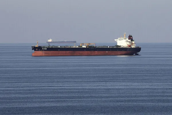 IRGC Claims Destruction of 10 Oil Tankers in Strait of Hormuz, Heightening Tensions with Western Powers