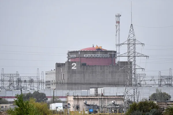 Ukrainian artillery strikes Energodar near Zaporizhzhia Nuclear Power Plant—officials warn of danger