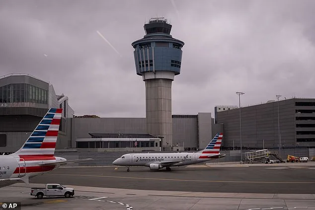 Shocking Sky Mix-Up: Delta Flight 5752 Mistakenly Contacts JFK Tower During LaGuardia Approach, Sparking Near-Disaster