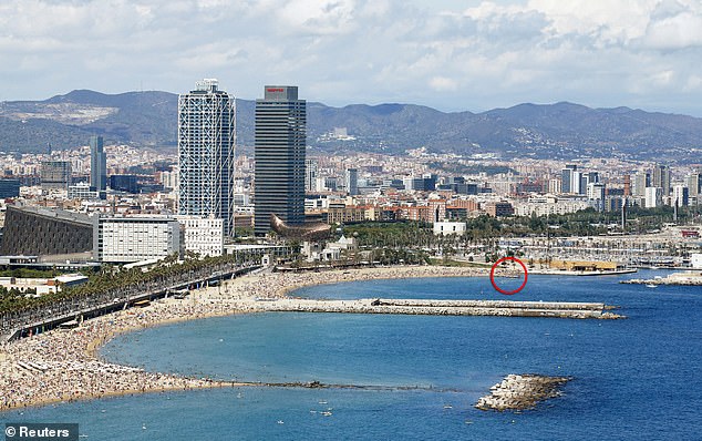Spanish witness reveals final moments of American student James Gracey before death in Barcelona.
